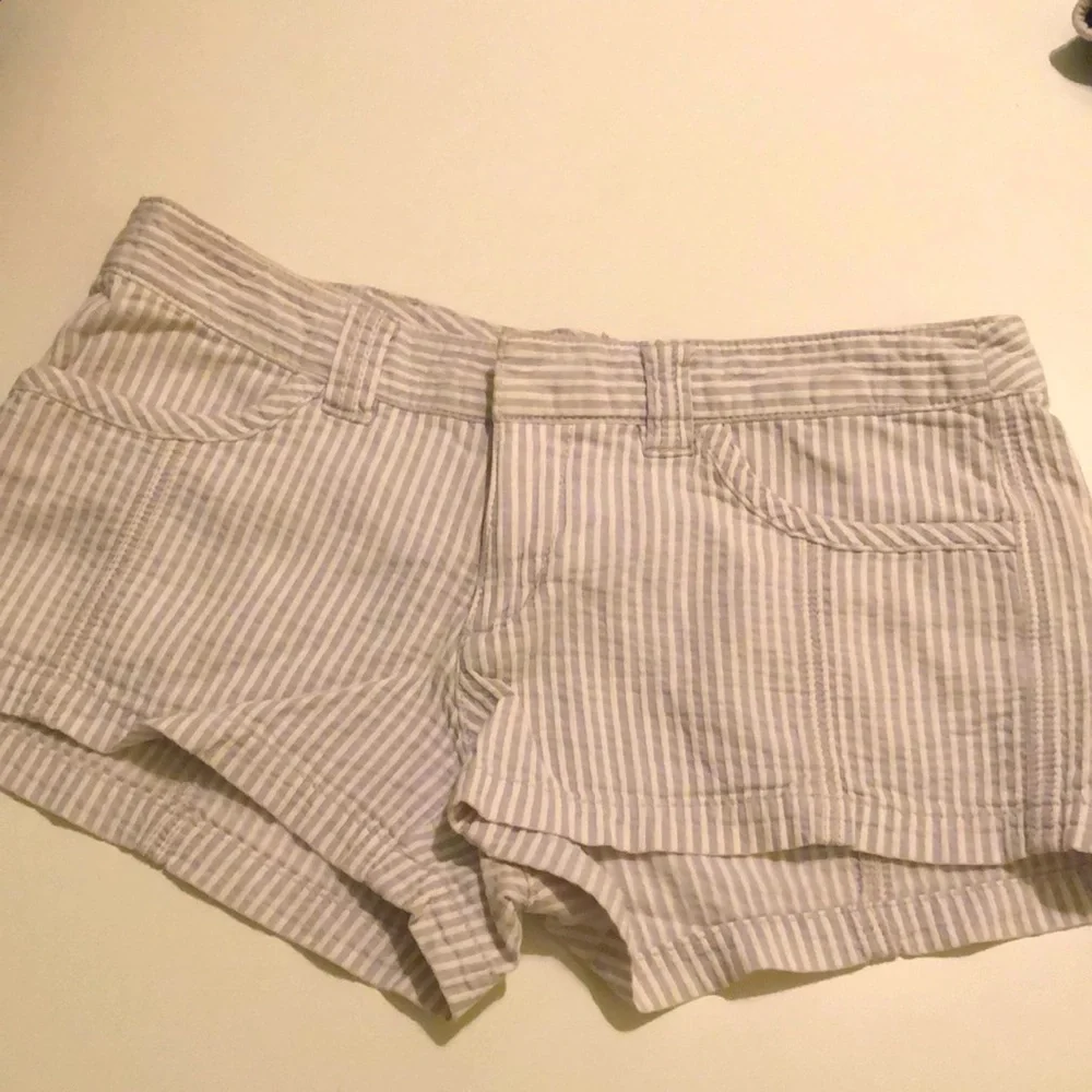 Express Shorts 5/$30 - Picture 1 of 5